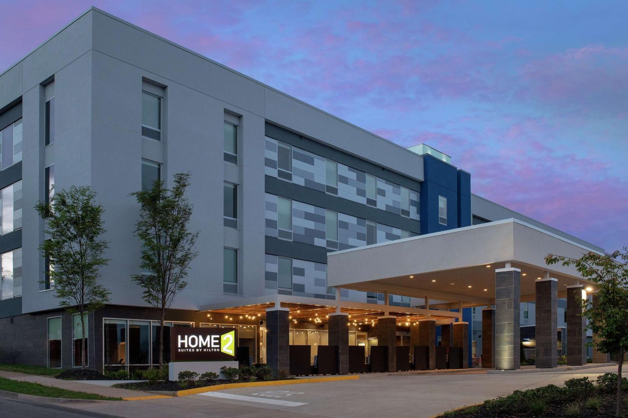 Home2 Suites By Hilton Charlottesville Downtown Exterior photo