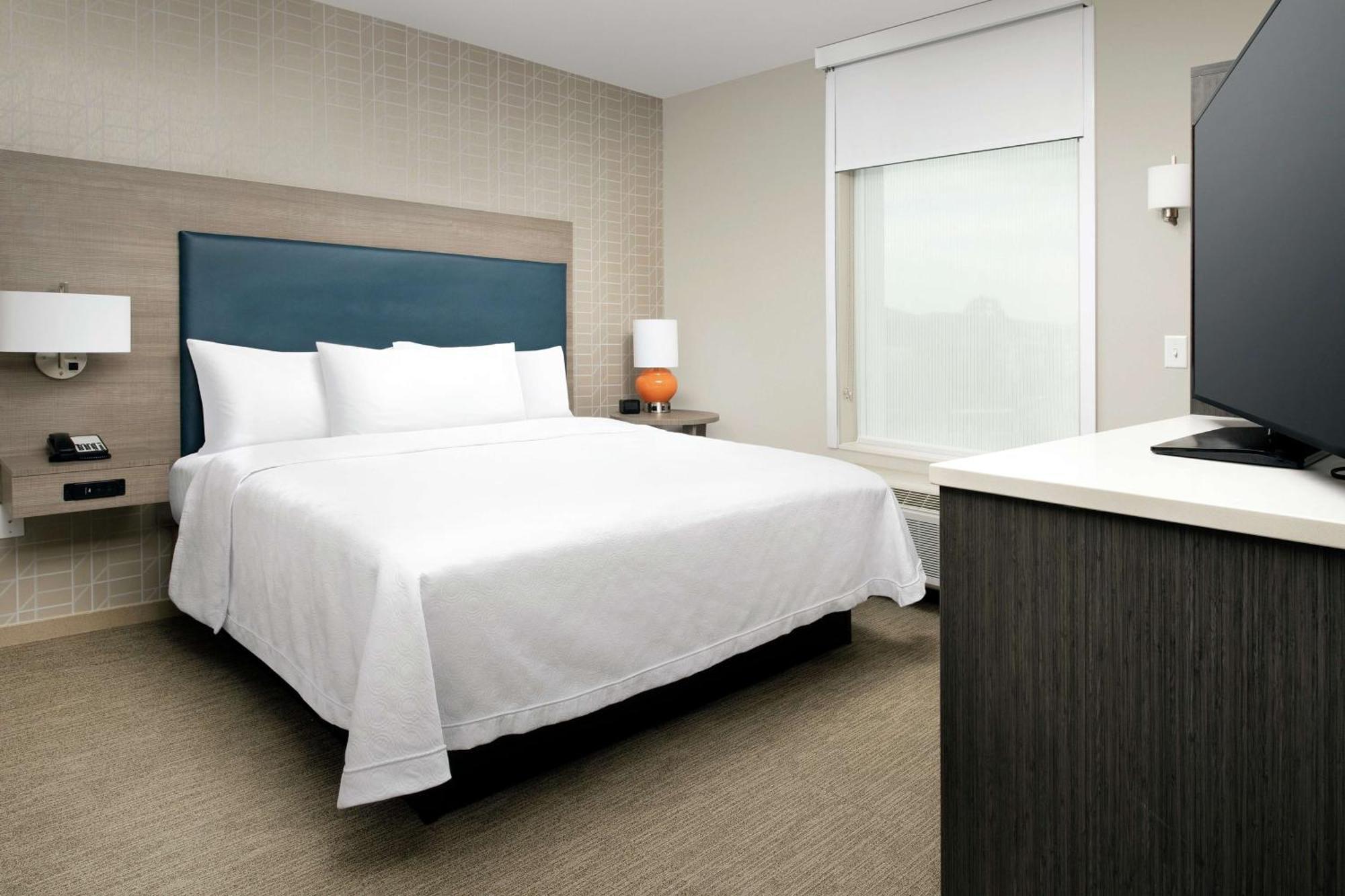Home2 Suites By Hilton Charlottesville Downtown Exterior photo